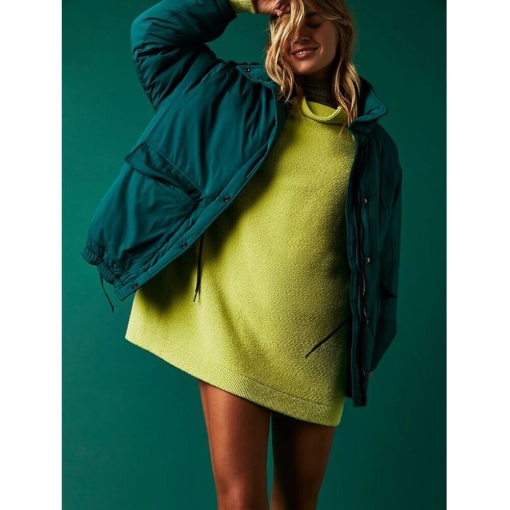 Free People Peaches Slouchy Oversize Sweater Tunic Celery Neon Green Size Small - Picture 3 of 12